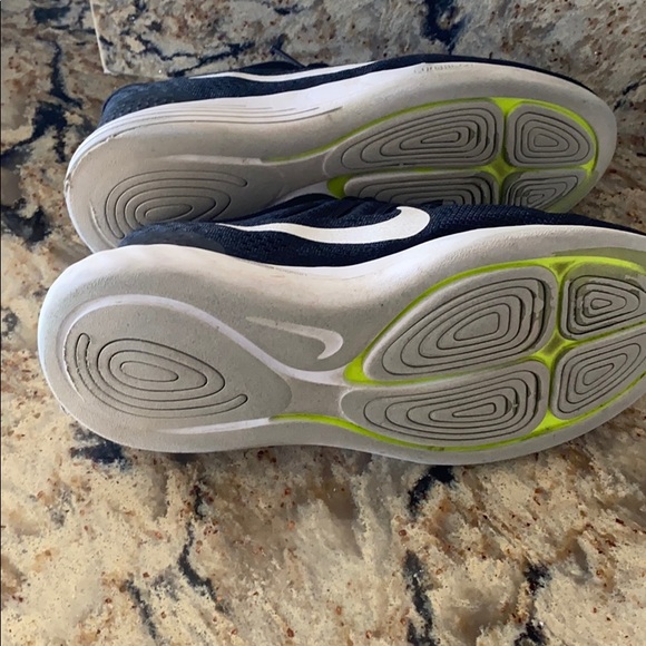 Nike Lunarlon shoes - Picture 4 of 5